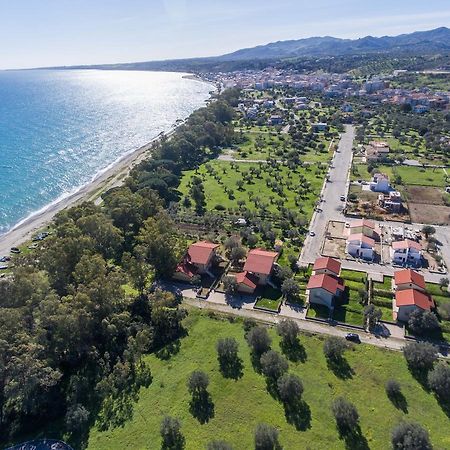 Residence Torretta Beach Crucoli 外观 照片